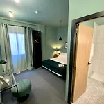 Hografic Hotel