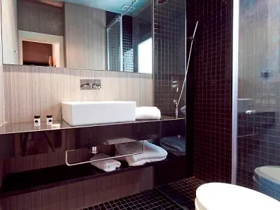 Gasthuis Cosy Embajador 2*