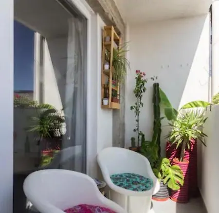 Torres De Serrano Apartment *