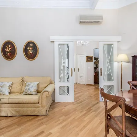 My Loft 4 Gran Via * فالنسيا