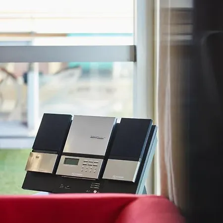 Hotel Silken Puerta 4*