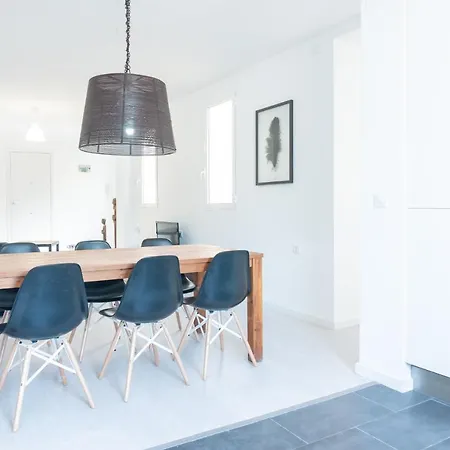 Luxury - Boutique Center