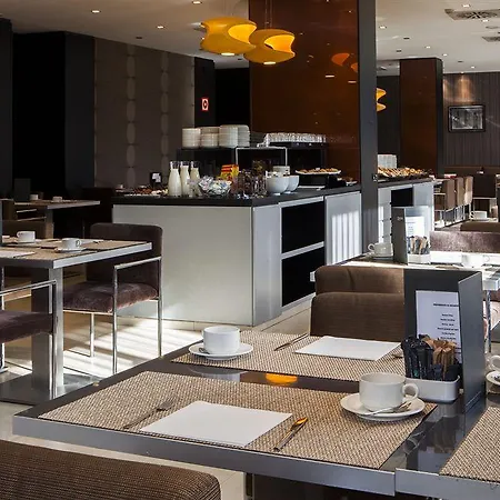 Ac By Marriott Отель Валенсия