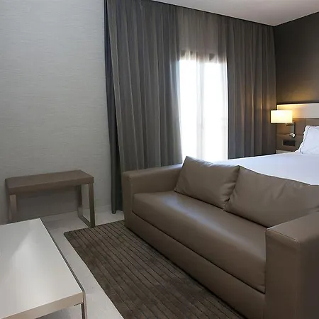 Hotel Sh Colon 4*