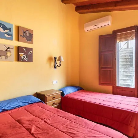Cosy Holiday In With Billiards And Barbecue Holiday home *