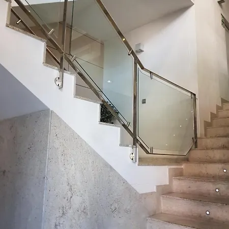 Galileo Flats - Palacio De Congresos מלון דירות 2*