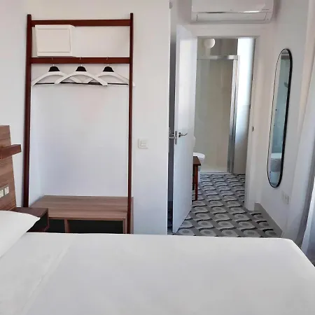 Hotell 19-30