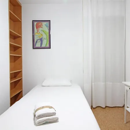 Global Properties, Apartamento En Urbanizacion Brezo Nova Canet * Walencja