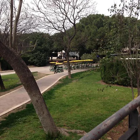 City, Quiet, Families, Homeworking, 3 Bed Valenza