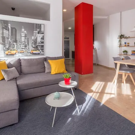 Апартаменты Lovely Apartment! Валенсия