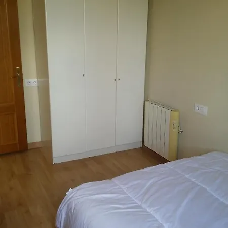 Lovely Three Bedroom Wifi Near Beach