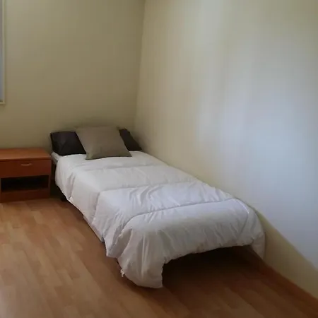 Lovely Three Bedroom Wifi Near Beach * Валенсия