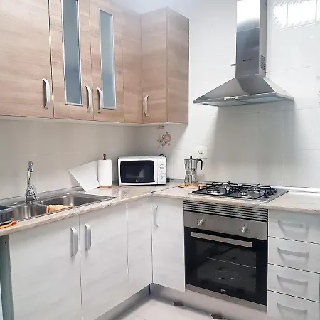 Con Vistas A La Marina Real *