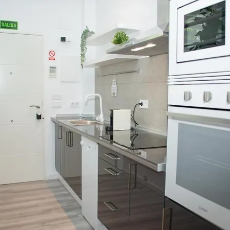 Soraya's Place - Chopin 4 Apartman *