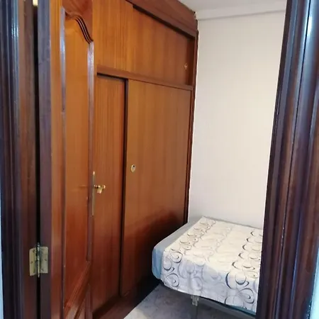 Piso En Malvarrosa * فالنسيا