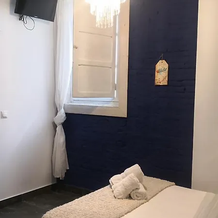 Hotel Cozy 12 *