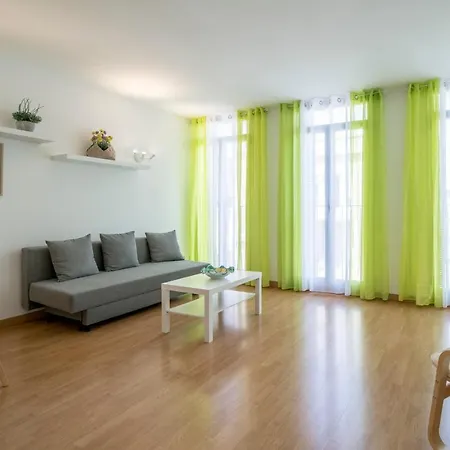 Hogar Vera Apartments&bikes Apartmán *