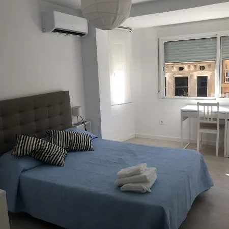 New Reina Street 8px 4bed 2 Bath Aacc Wifi Apartman *