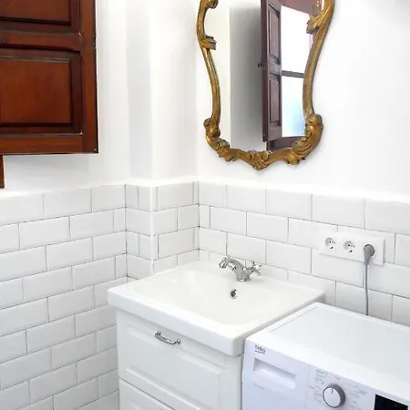 Accommodatie bij particulieren La Marina With Private Bathroom Valencia