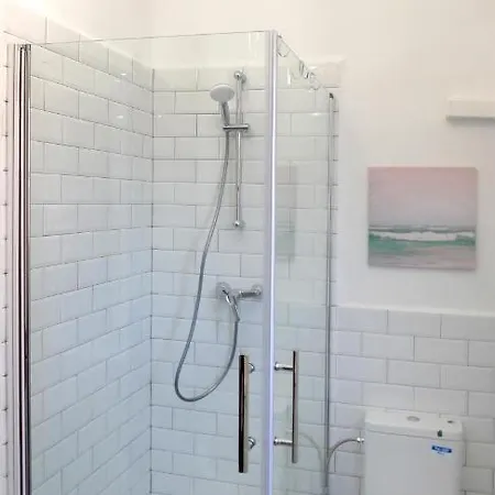 La Marina With Private Bathroom Accommodatie bij particulieren *