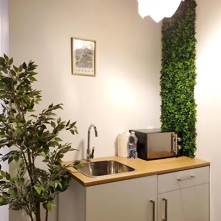 Small And Cozy - G * Valenza