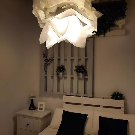 Small And Cozy - G 아파트
