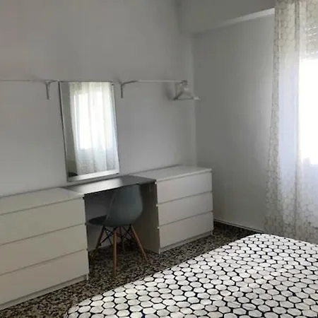 With 3 Bedrooms In With Wifi Appartement Valencia