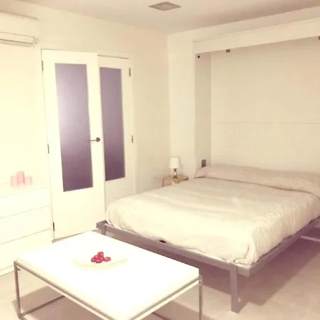 Apartman One Bedroom Appartement With Wifi At Valencia *