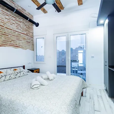 Chic Estudio Privado Al Lado De La Playa Apartamento Valência