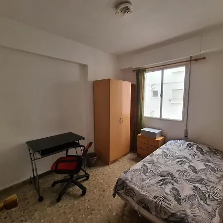 Apartemento Grupo Amigo O Familias : Blasco Ibanez C Valencia