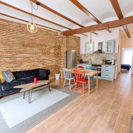 Beams & Bricks *