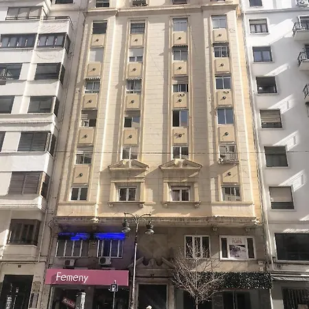 فندق مبيت وإفطار Art&flats *