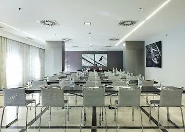 Hotel Ilunion Aqua 4