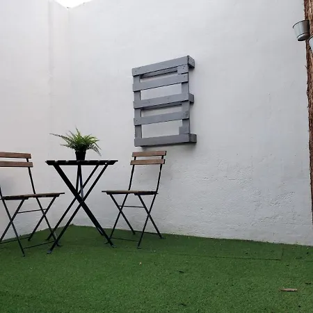 Small And Cozy - G Apartment Valencia