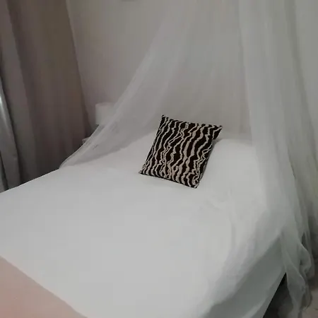 Apartment Malvarrosa Familiar, Beach Wifi