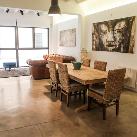 Apartment Triador *