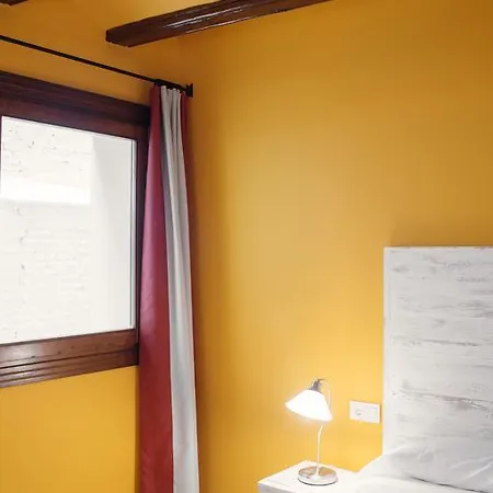 Hotel Ad Hoc Carmen 2*