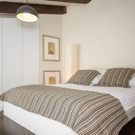 No Turistic Rental, Duplex Penthouse In The Historic Center, Valencia, Ideal For Those Looking To In The City For A Season, Including Professionals And Students * Valencia