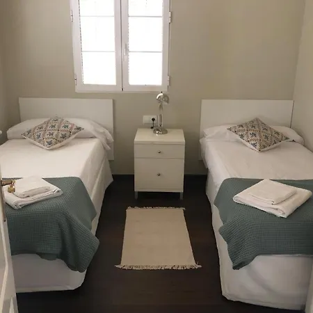 No Turistic Rental, Duplex Penthouse In The Historic Center, Valencia, Ideal For Those Looking To In The For A Season, Including Professionals And Students *
