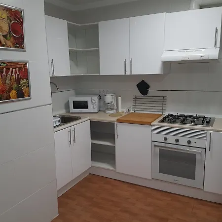 Cerca De La Ciudad De Ciencias Apartman