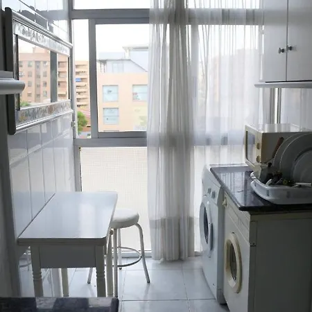 Apartment 4 Bedrooms Ref Poeta 105 Beach/climatisation Valencia