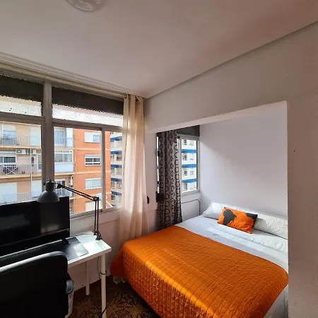 Piso Cerca De La Playa - Act. Mauri 1b Valencia