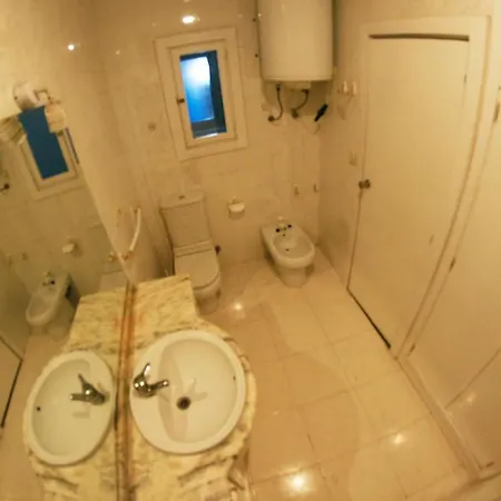 4 Bedrooms Ref Poeta 105 Beach/climatisation Apartment