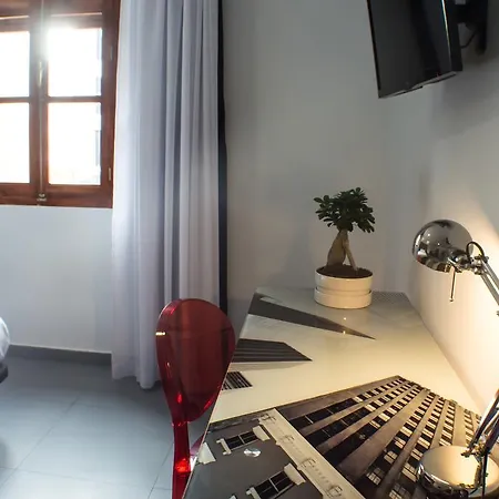 Quart Youth Hostel&apartments
