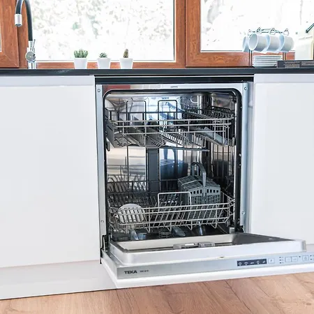 Laura Campanar Valenza