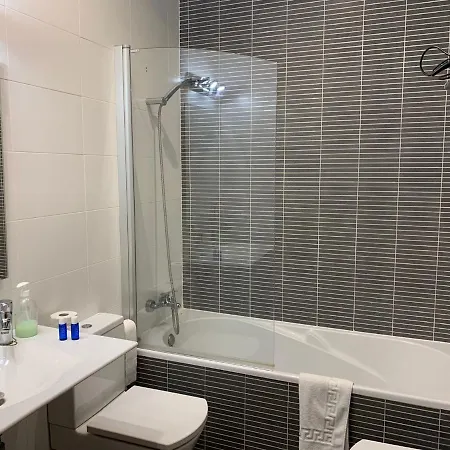 Plaza De La Merced Apartamento *