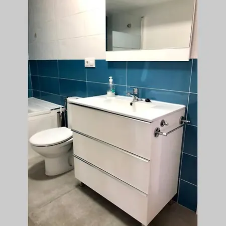 Апартаменты Beautiful And Renovated In The Center *