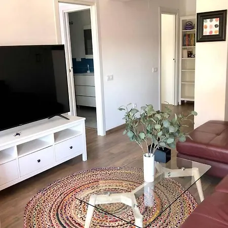 Beautiful And Renovated In The Center Valencia