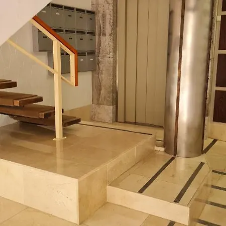 Apartamento Tiziano Mercado Central Apartment *