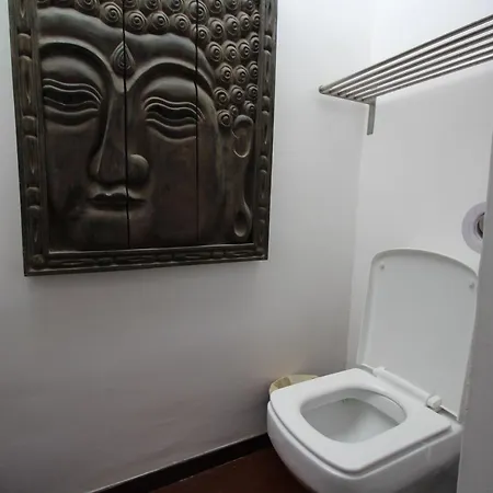 Piso En La Cuitat Vella Cerca De Jardines Real *